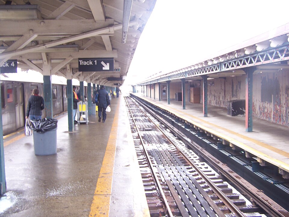 Photograph of Van Cortlandt Park - 242nd Street