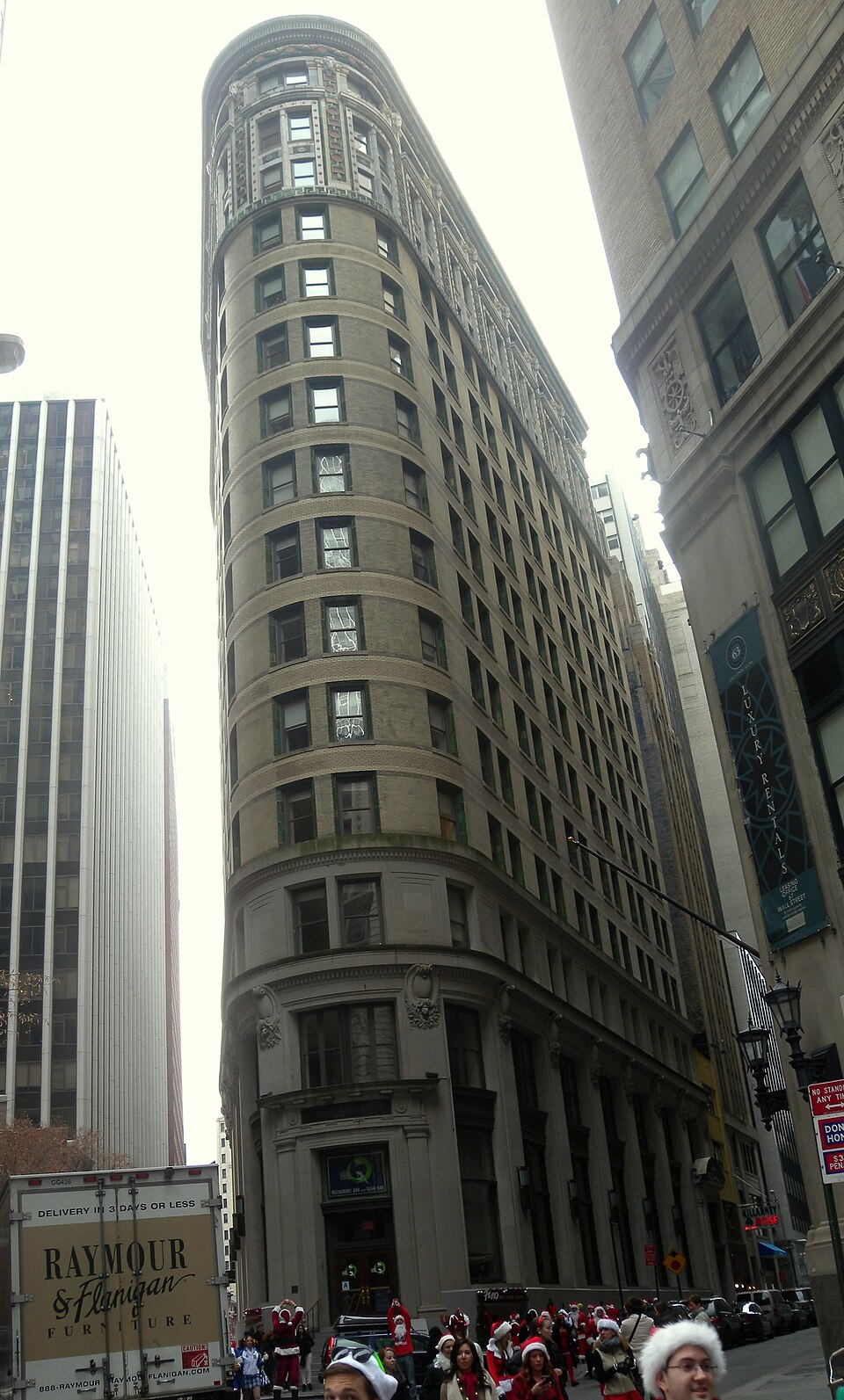 Photograph of 1 Wall Street Court