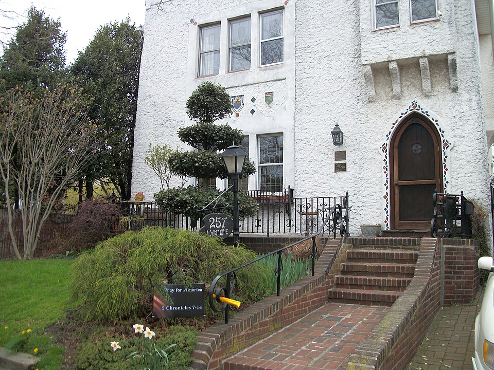 Photograph of Samuel Vaisberg House