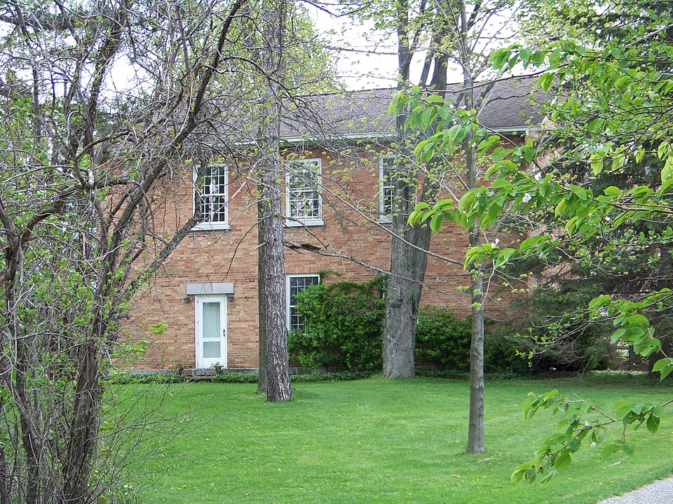 Photograph of North Street Friends Meetinghouse