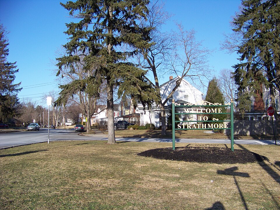 Photograph of Strathmore "By the Park" Subdivision