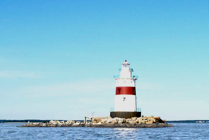 Photograph of Latimer Reef Light
