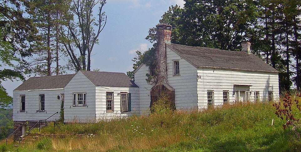 Photograph of Checkerboard Inn