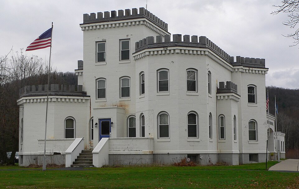 Photograph of Conklin Town Hall
