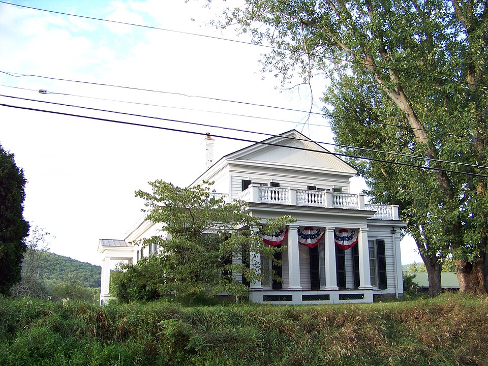 Photograph of Dr. Hovey Everett House