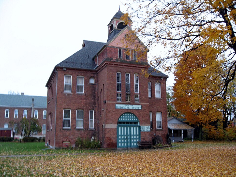 Photograph of Dundee Village Historic District