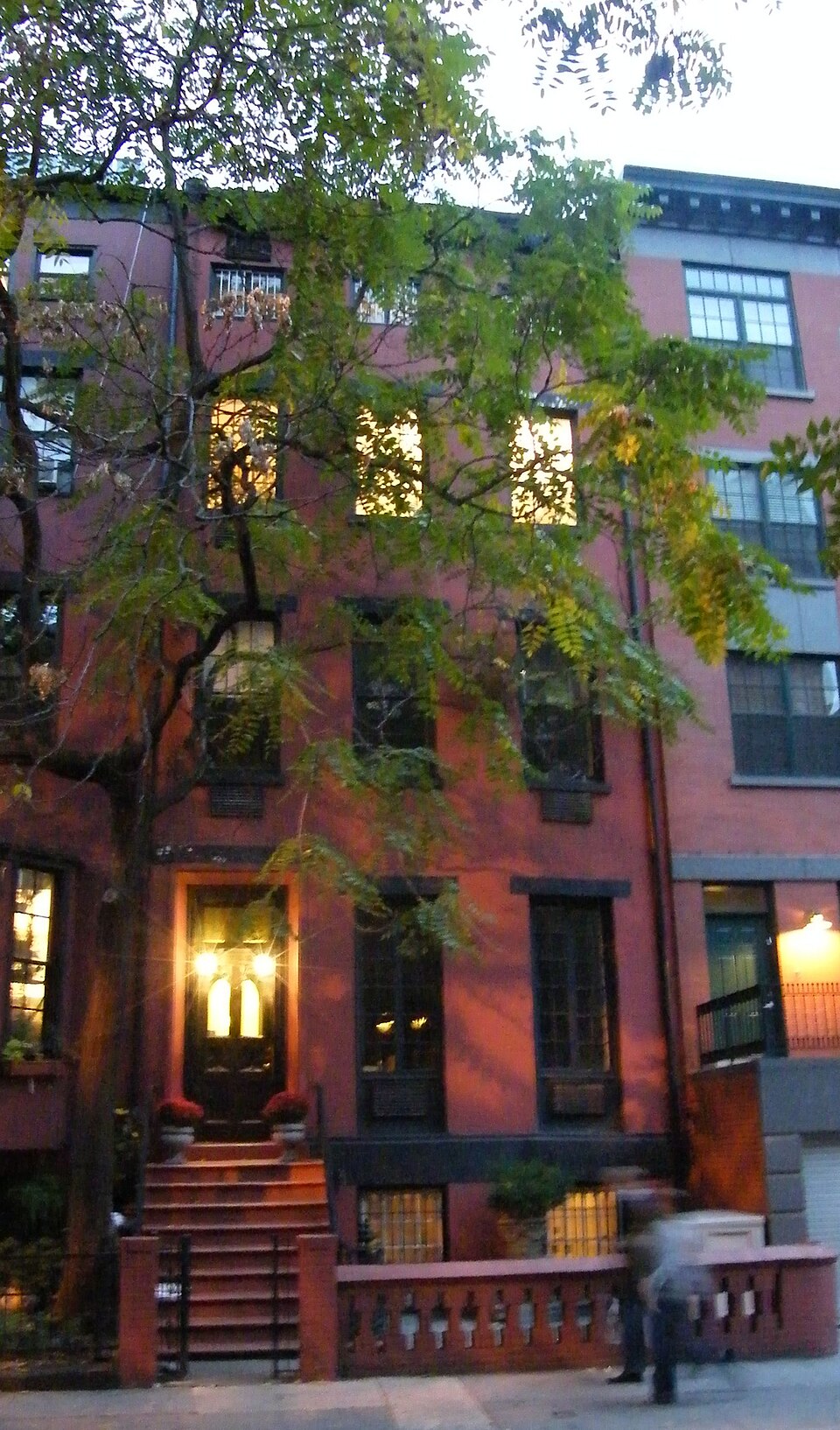 Photograph of House at 20 West 16th St