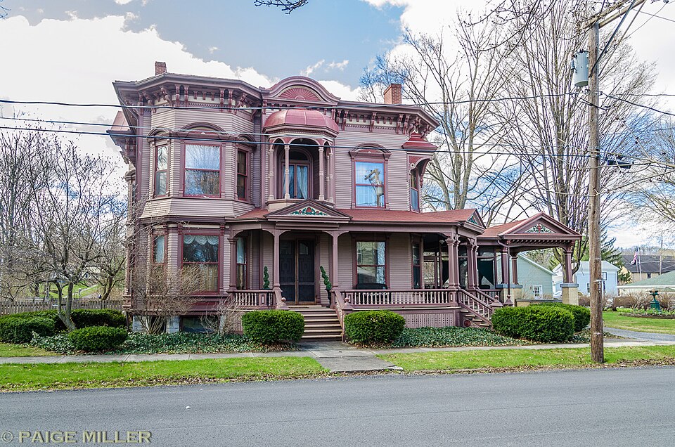 Photograph of Orrin W. Burritt House