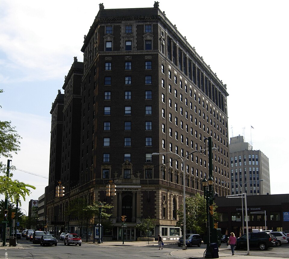Photograph of Hotel Syracuse