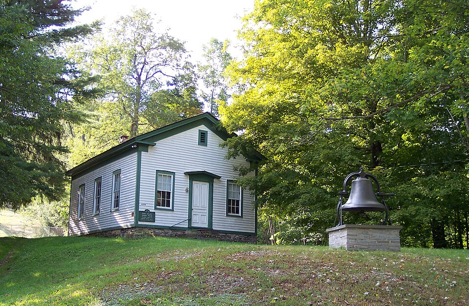 Photograph of Rock Valley School