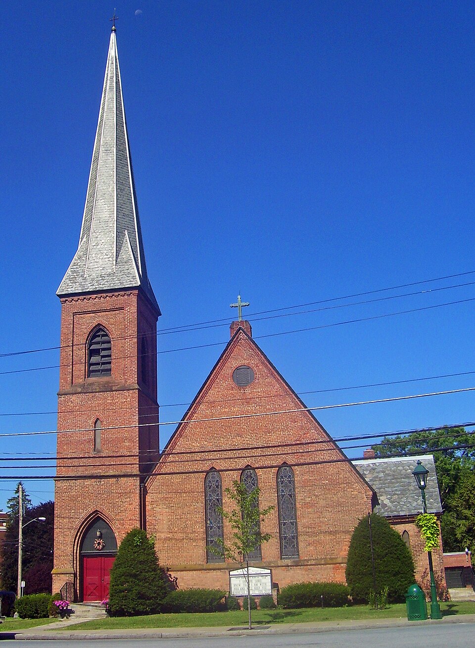 Photograph of St. Andrew's Episcopal Church
