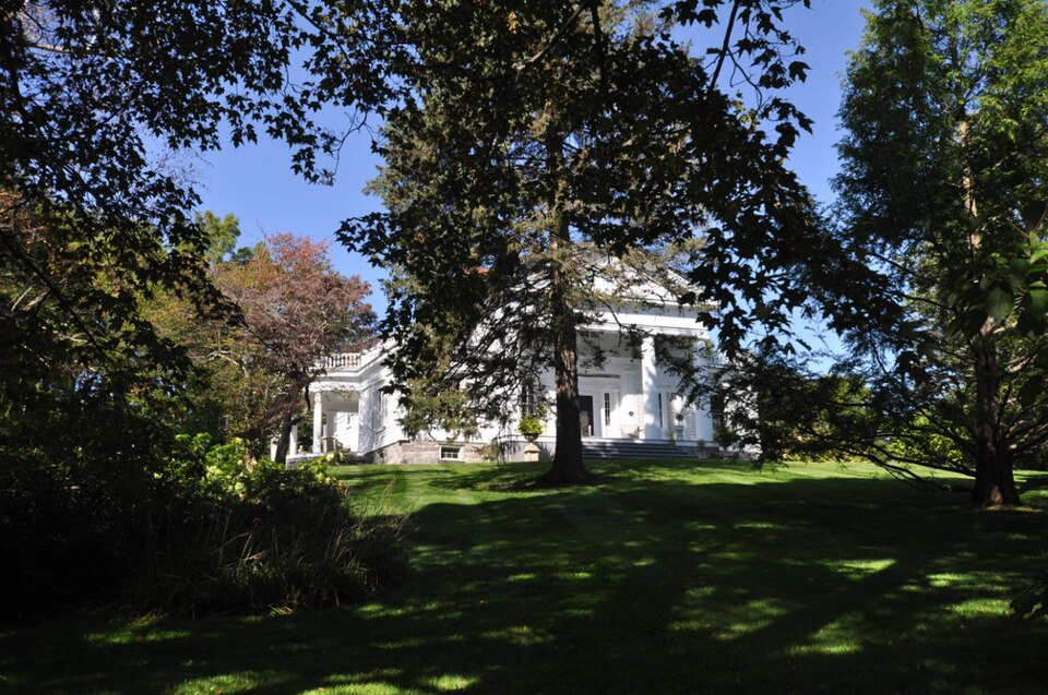 Photograph of Pulver-Bird House