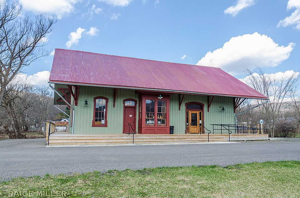 Photograph of Truxton Depot