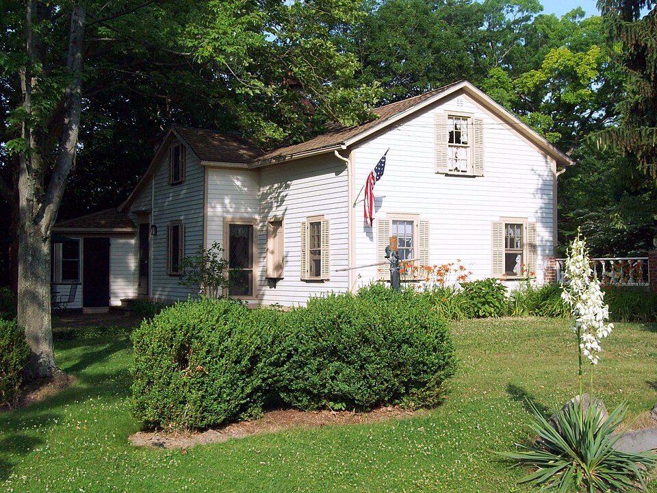 Photograph of Bryant Fleming House