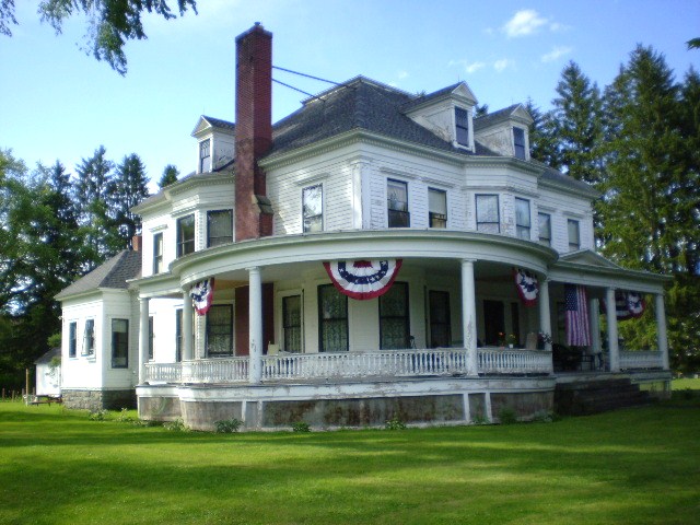 Photograph of Holden B. Mathewson House