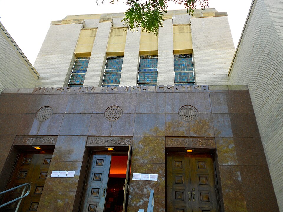 Photograph of Kingsway Jewish Center