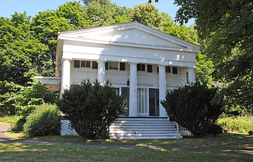Photograph of Cash-Draper House
