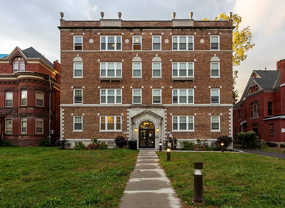 Photograph of Sagamore Apartment House