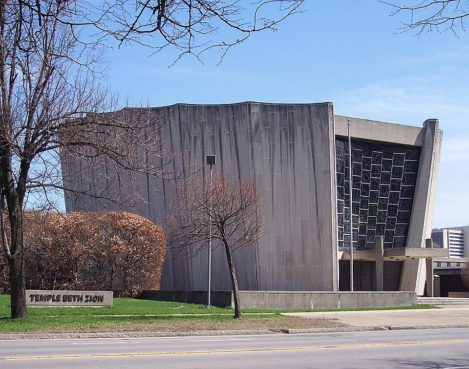 Photograph of Temple Beth Zion