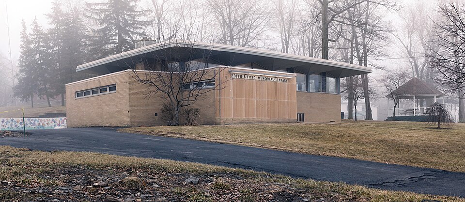 Photograph of Edith B. Ford Memorial Library