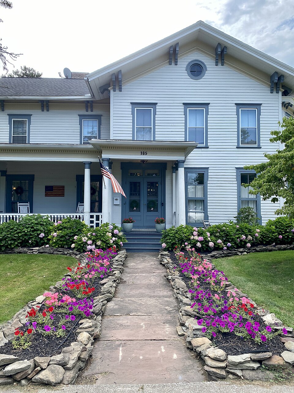 Photograph of Minerva and Daniel DeLand House
