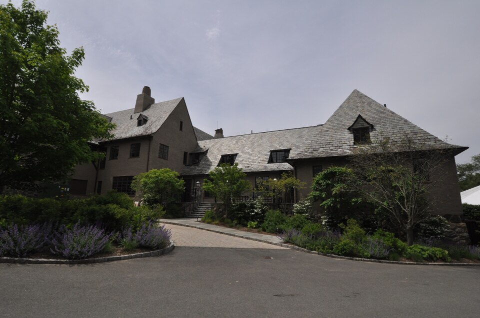 Photograph of Quaker Ridge Golf Club
