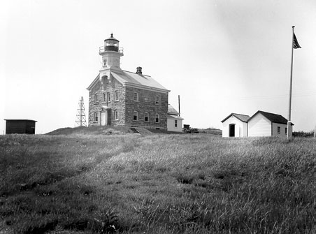 Photograph of Plum Island Light