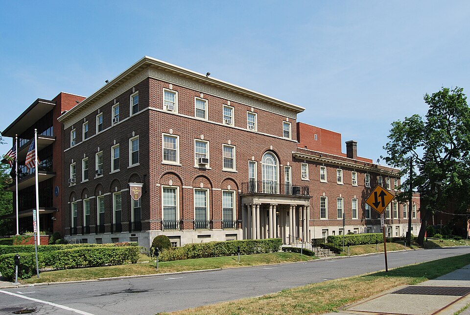 Photograph of University Club of Albany