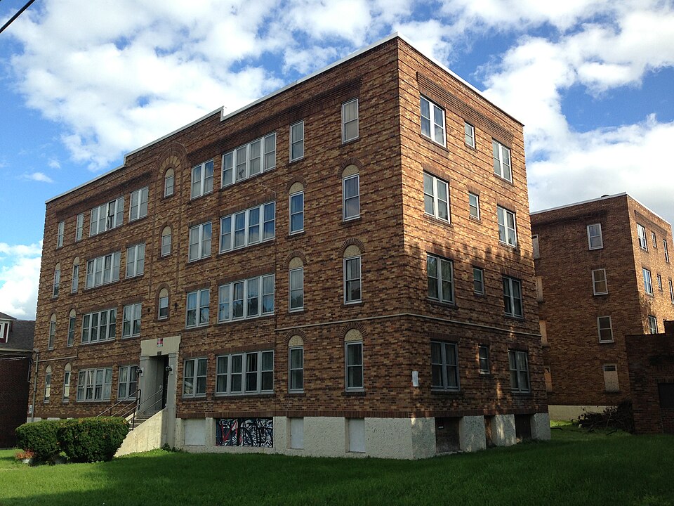 Photograph of Huntley Apartments