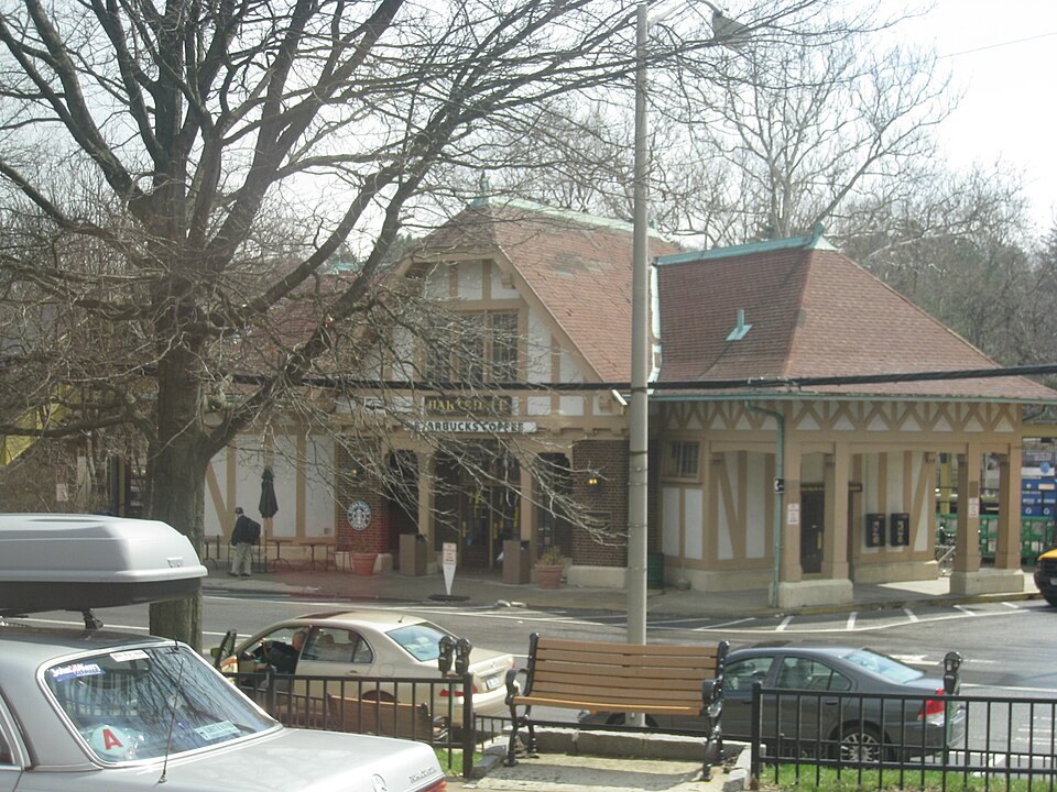 Photograph of Hartsdale station