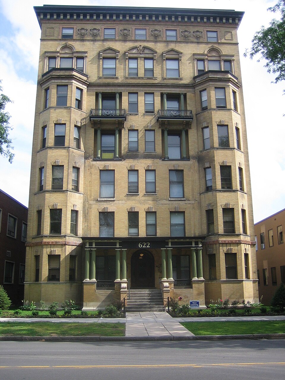 Photograph of New Kasson Apartments
