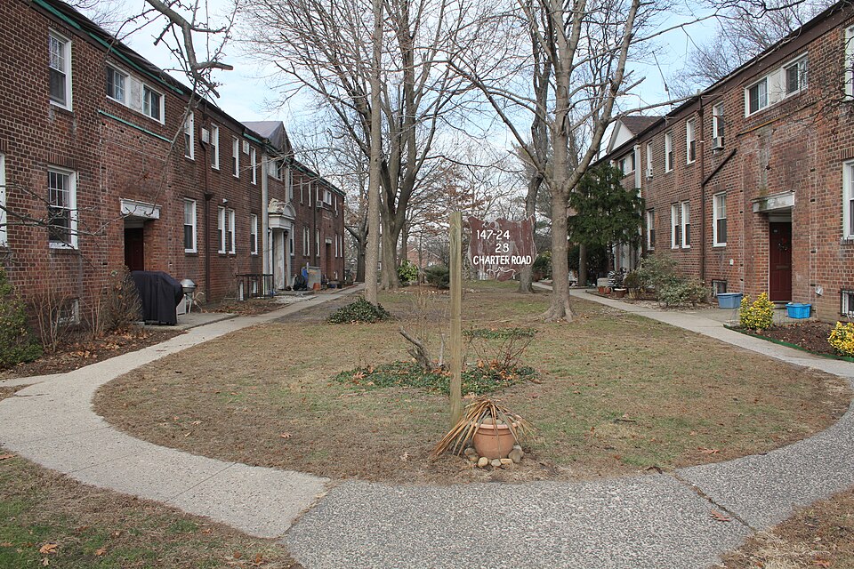 Photograph of Parkway Village