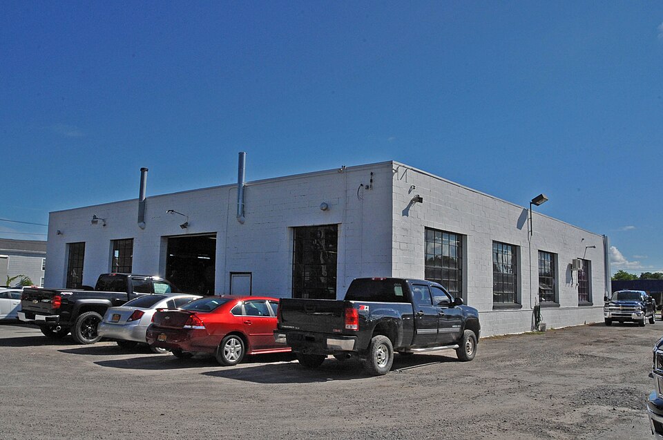 Photograph of Payjack Chevrolet Building