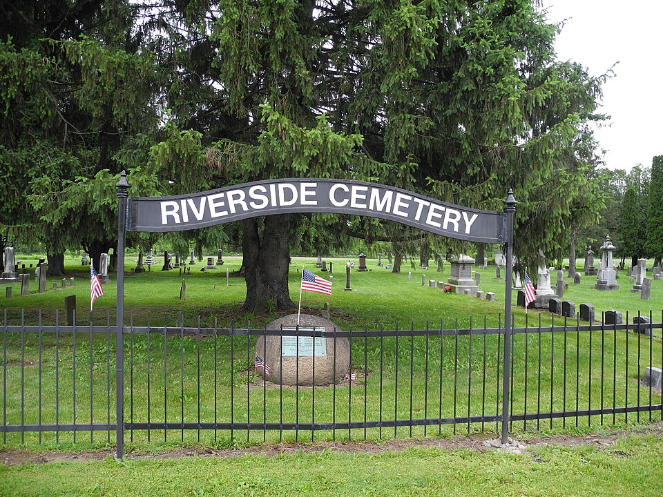 Photograph of Riverside Cemetery