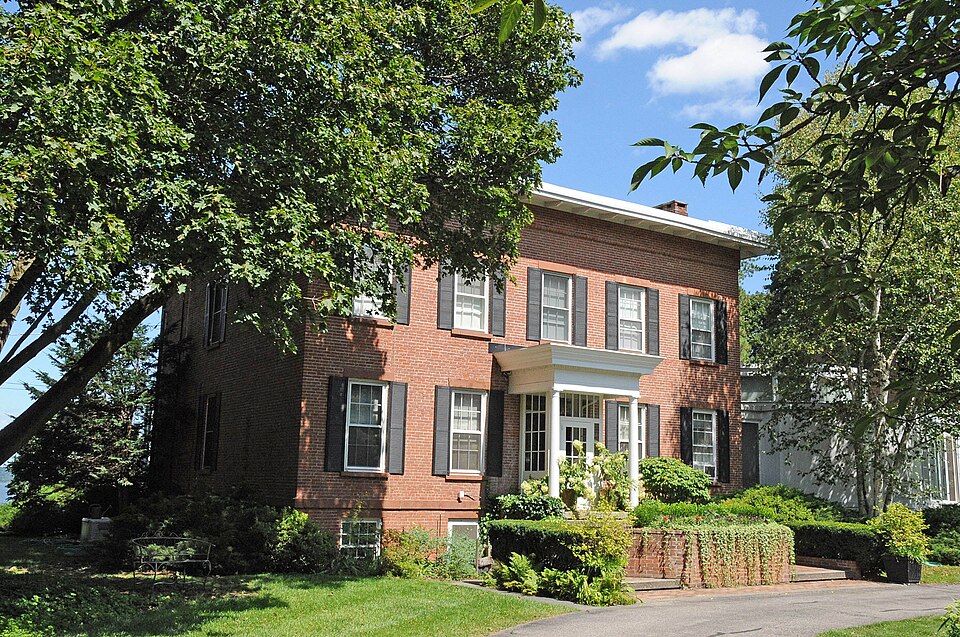 Photograph of Adams-Chadeayne-Taft Estate