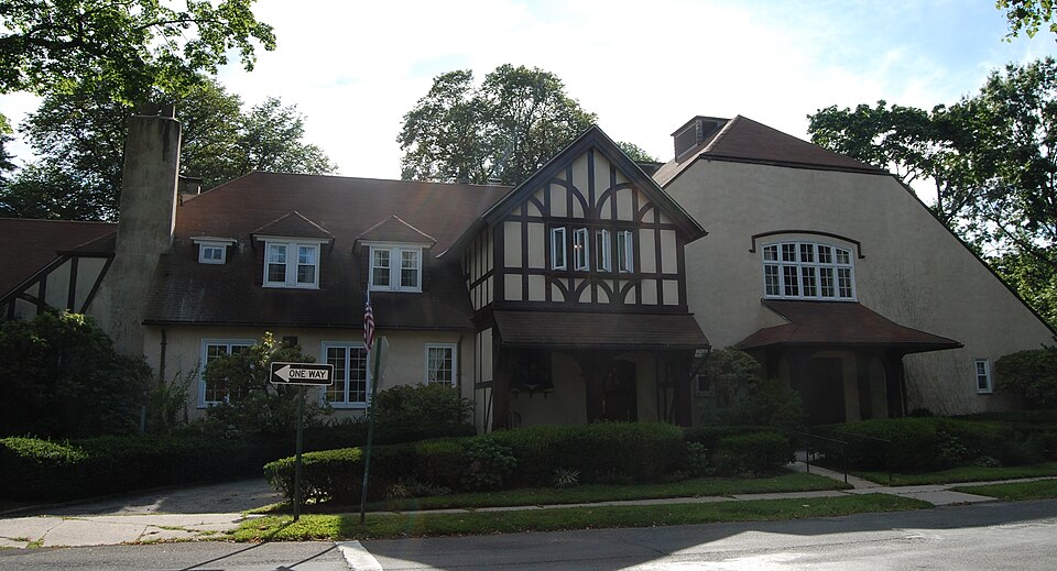 Photograph of Manor Club