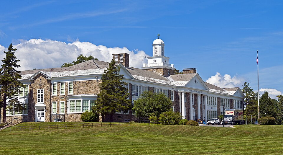 Photograph of Violet Avenue School