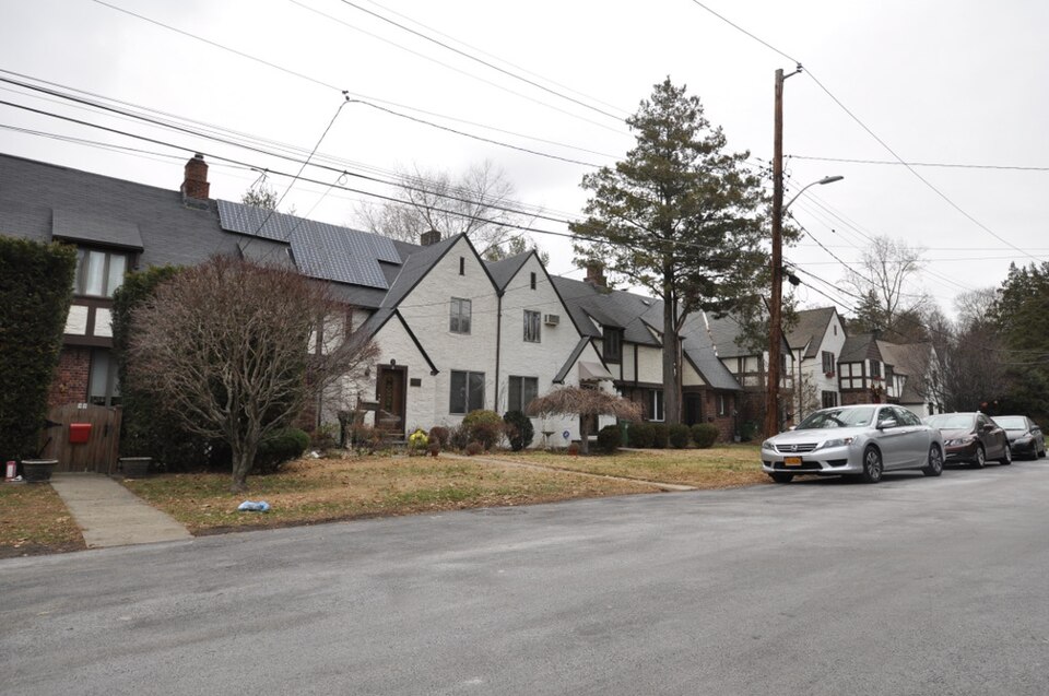 Photograph of Glenwolde Park Historic District