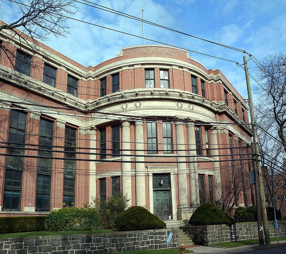 Photograph of Metropolitan Life Insurance Company Hall of Records