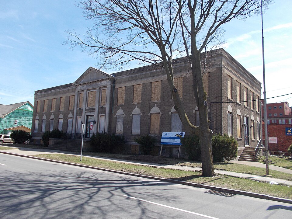 Photograph of Niagara Falls School District Administration Building