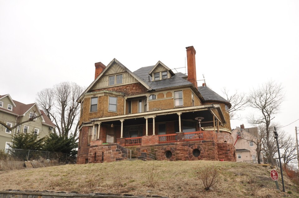 Photograph of Leffingwell-Batcheller House