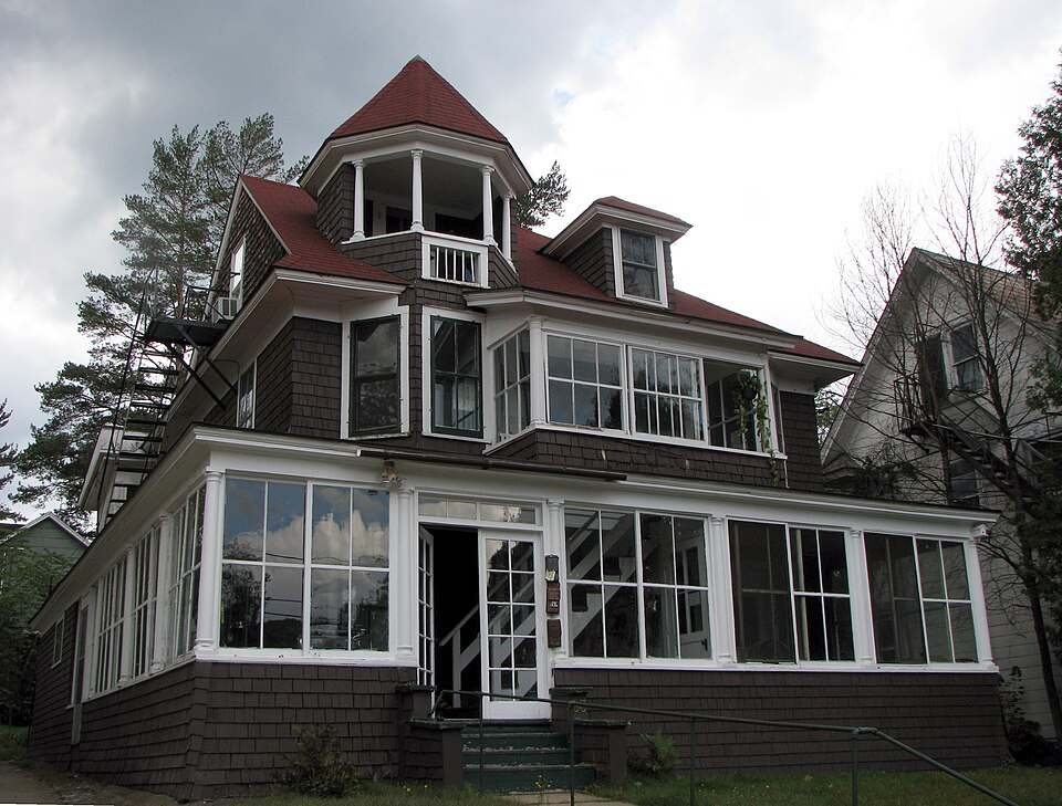 Photograph of Helen Hill Historic District