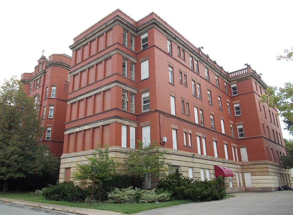 Photograph of Mount St. Mary's Hospital