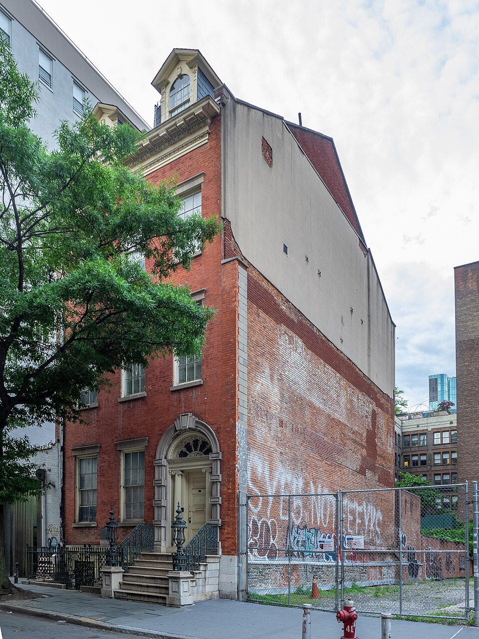 Photograph of Merchant's House Museum