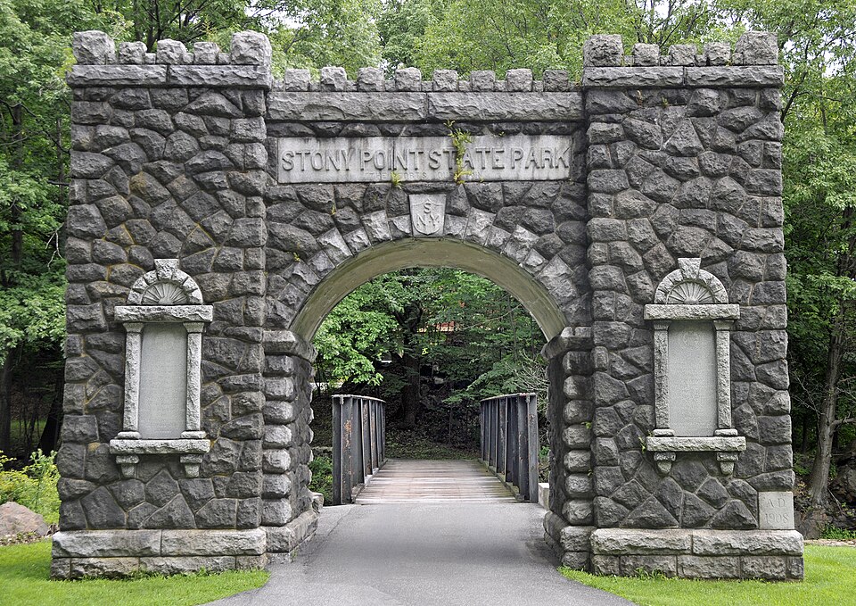 Photograph of Stony Point Battlefield
