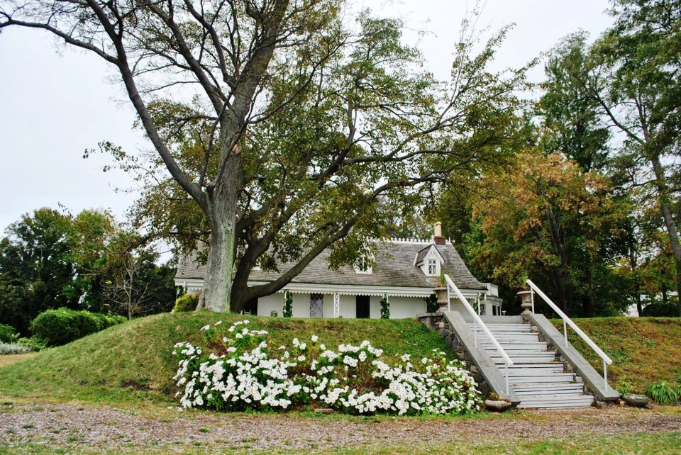 Photograph of Alice Austen House