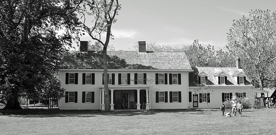 Photograph of William Floyd House