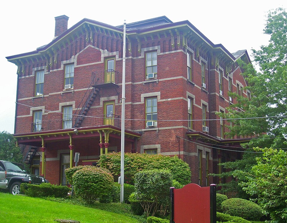 Photograph of Cunneen-Hackett Arts Center
