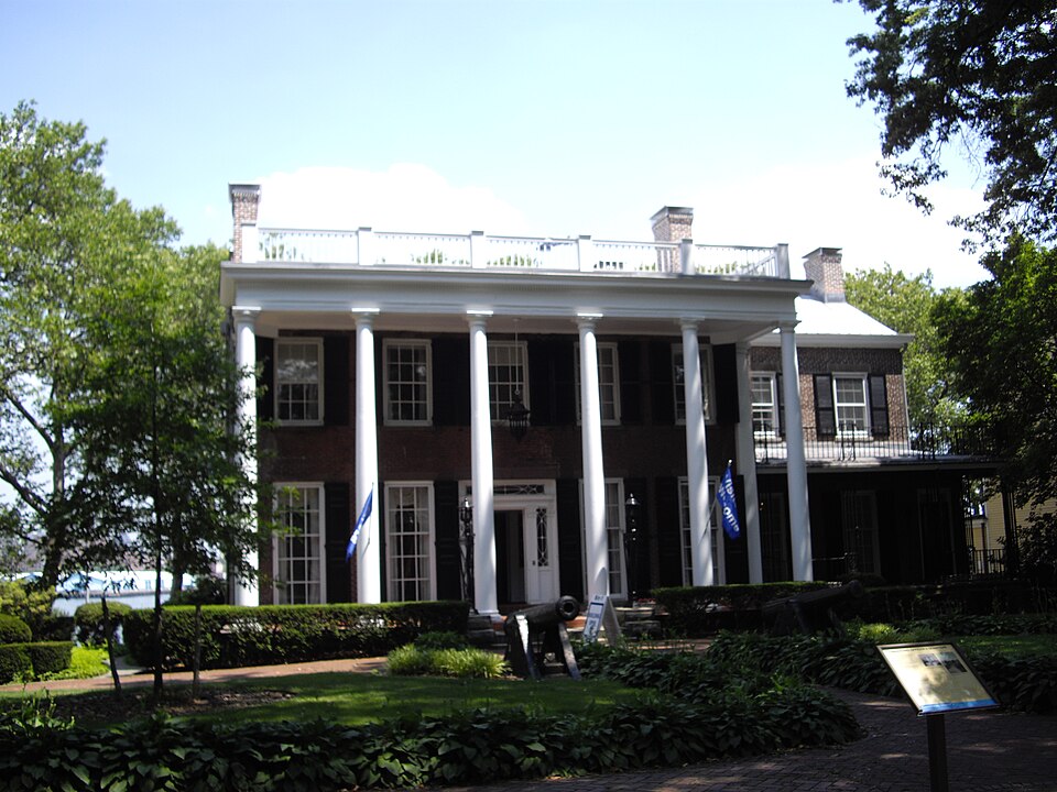 Photograph of Admiral's House