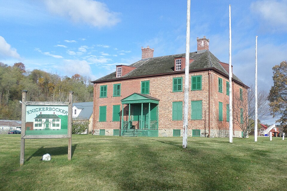 Photograph of Knickerbocker Mansion